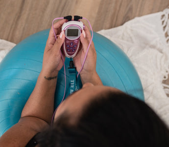 Why Choose the Elle TENS Machine? - The Birth Store